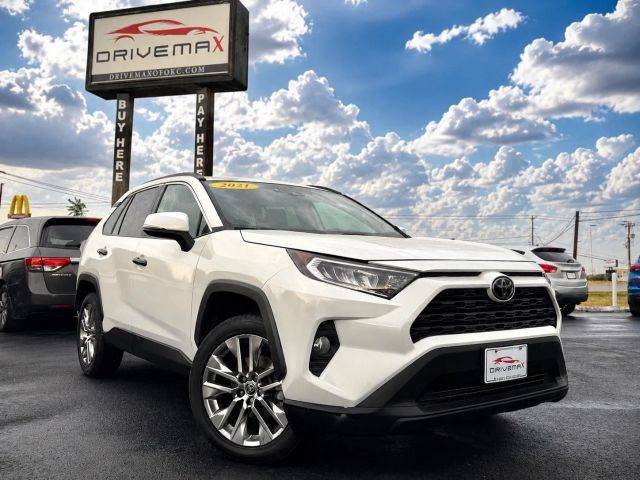 2021 Toyota RAV4 XLE Premium AWD photo