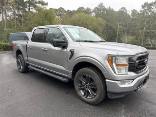 2021 Ford  XLT 4WD photo