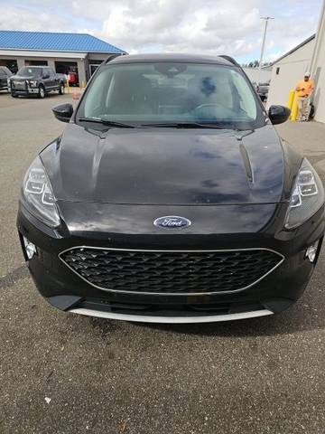 2022 Ford Escape Titanium Hybrid FWD photo