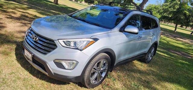 2015 Hyundai Santa Fe Limited AWD photo