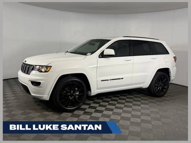 2022 Jeep Grand Cherokee Laredo X 4WD photo
