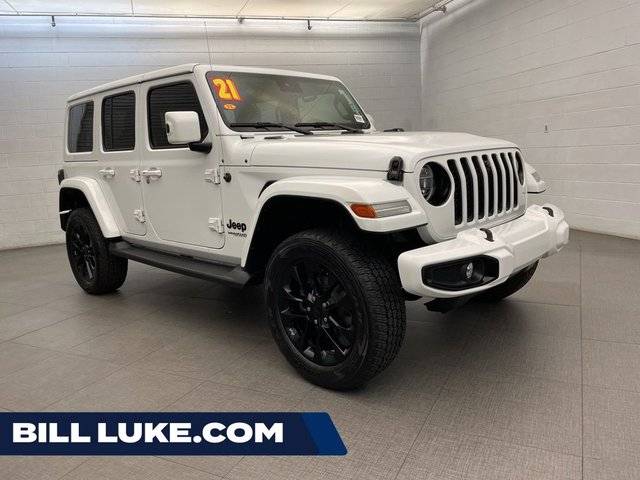 2021 Jeep Wrangler Unlimited Unlimited Sahara High Altitude 4WD photo