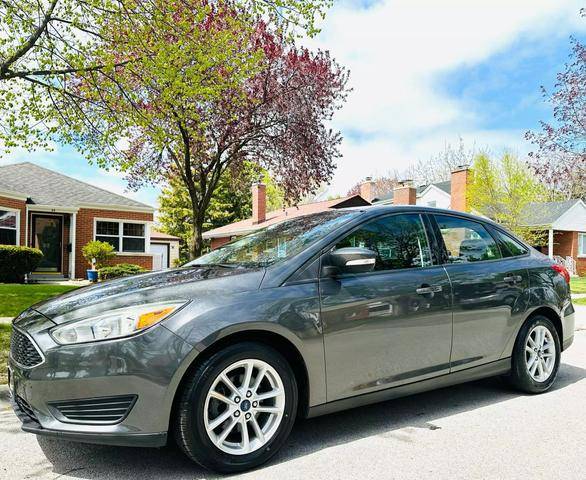 2017 Ford Focus SE FWD photo