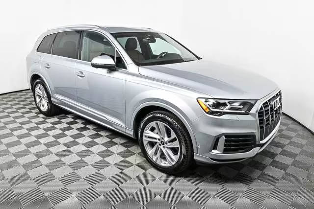 2022 Audi Q7 Premium AWD photo