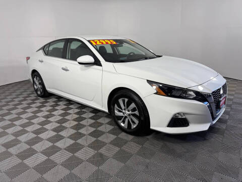 2022 Nissan Altima 2.5 S FWD photo
