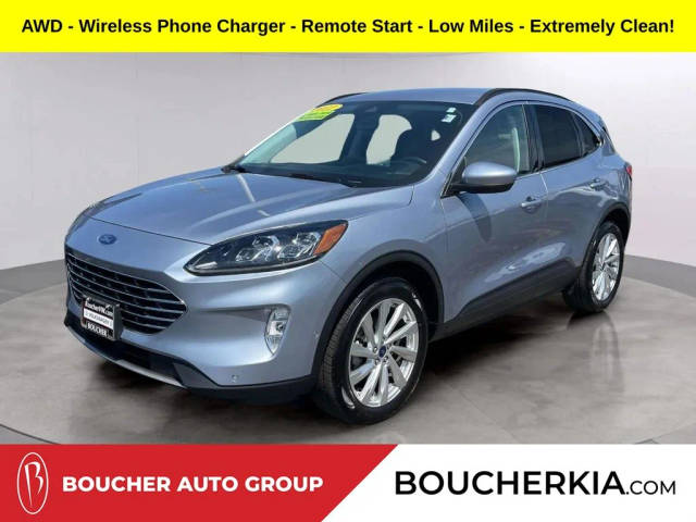 2022 Ford Escape Titanium AWD photo