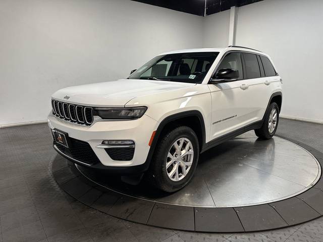 2022 Jeep Grand Cherokee Limited 4WD photo
