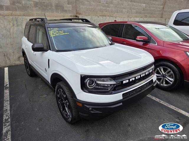 2022 Ford Bronco Sport Outer Banks 4WD photo