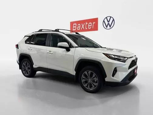 2022 Toyota RAV4 Hybrid XLE Premium AWD photo