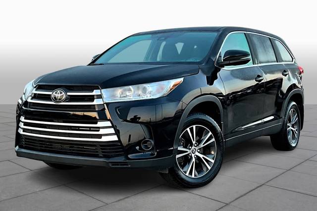 2019 Toyota Highlander LE AWD photo