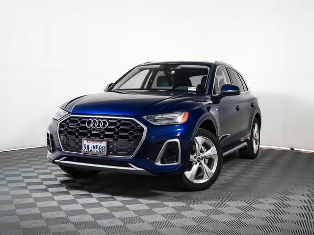 2022 Audi Q5 S line Premium Plus AWD photo