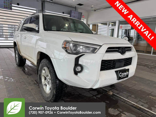 2022 Toyota 4Runner SR5 Premium 4WD photo