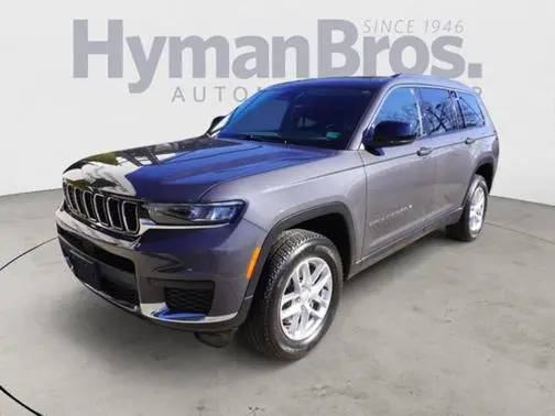 2022 Jeep Grand Cherokee L Laredo 4WD photo