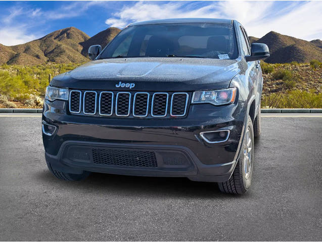 2019 Jeep Grand Cherokee Laredo 4WD photo