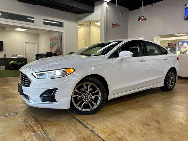 2020 Ford Fusion SEL FWD photo