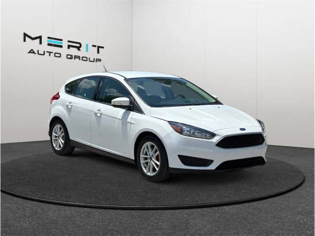 2017 Ford Focus SE FWD photo