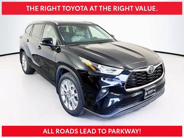 2022 Toyota Highlander Limited AWD photo