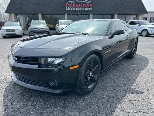 2015 Chevrolet Camaro LT RWD photo