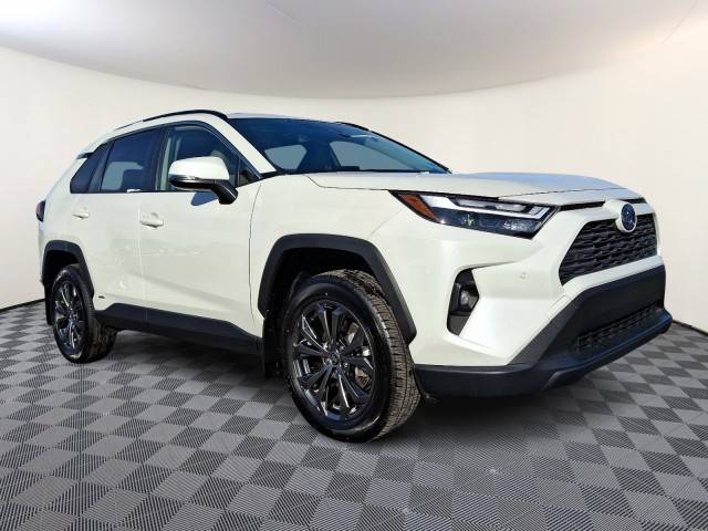 2022 Toyota RAV4 Hybrid XLE Premium AWD photo