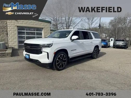 2022 Chevrolet Suburban RST 4WD photo