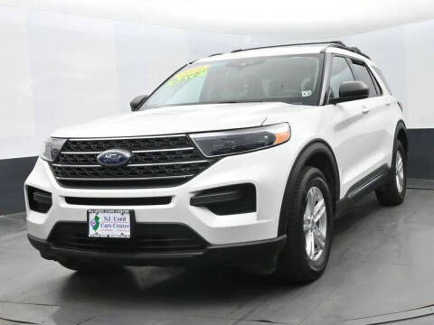 2022 Ford Explorer XLT 4WD photo