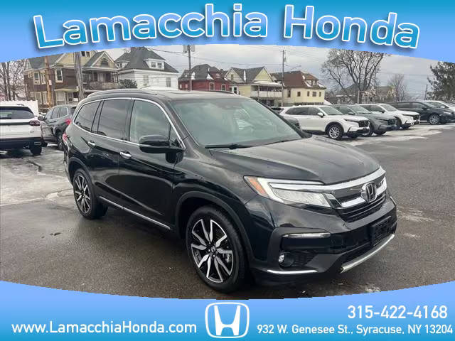 2022 Honda Pilot Touring 8-Passenger AWD photo