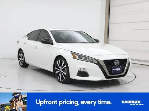 2022 Nissan Altima 2.0 SR FWD photo