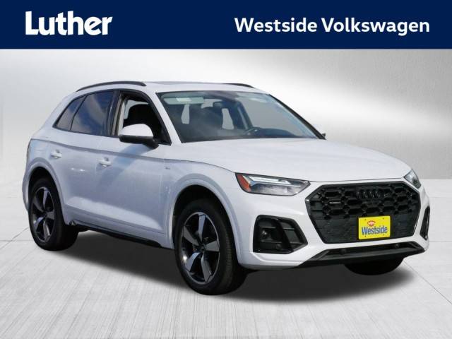 2022 Audi Q5 S line Premium Plus AWD photo