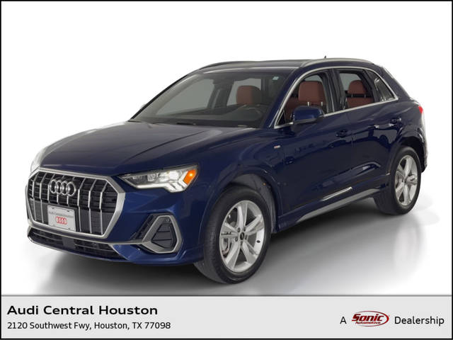 2022 Audi Q3 S line Premium Plus AWD photo