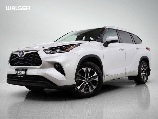 2022 Toyota Highlander Hybrid XLE AWD photo