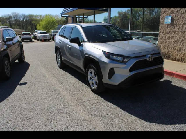 2021 Toyota RAV4 Hybrid LE AWD photo
