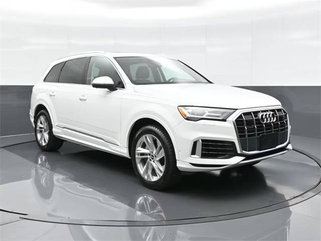 2022 Audi Q7 Premium Plus AWD photo