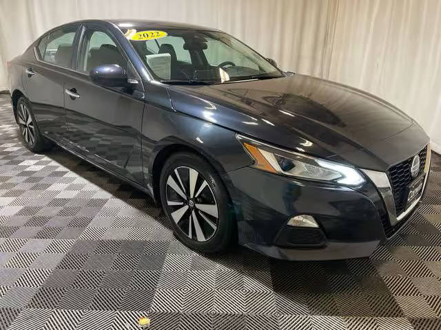 2022 Nissan Altima 2.5 SV FWD photo