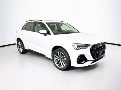 2022 Audi Q3 S line Premium Plus AWD photo