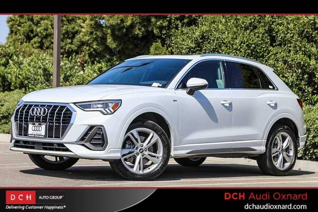 2022 Audi Q3 S line Premium Plus AWD photo