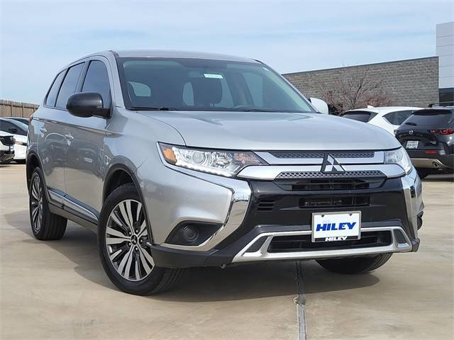2020 Mitsubishi Outlander ES 4WD photo