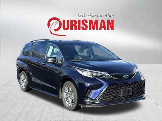 2022 Toyota Sienna XSE AWD photo
