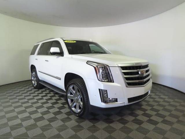 2019 Cadillac Escalade Premium Luxury 4WD photo