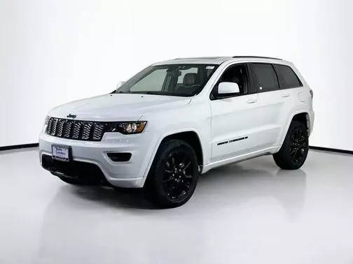 2022 Jeep Grand Cherokee Laredo X 4WD photo