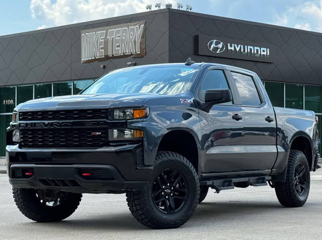 2022 Chevrolet Silverado 1500 Custom Trail Boss 4WD photo