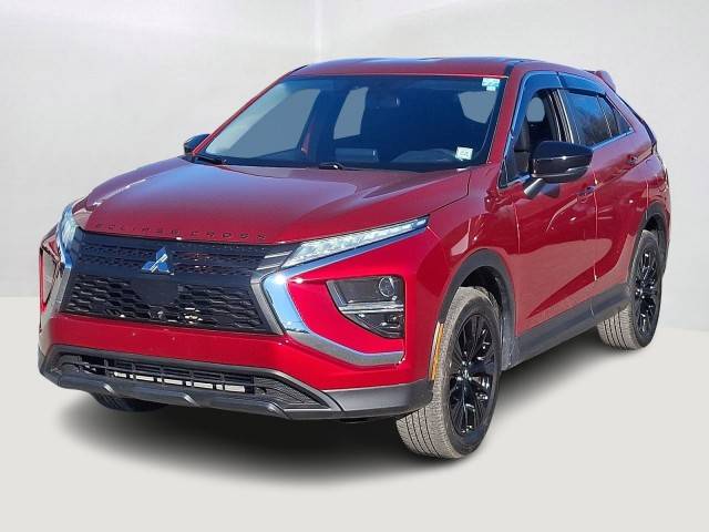 2022 Mitsubishi Eclipse Cross LE 4WD photo
