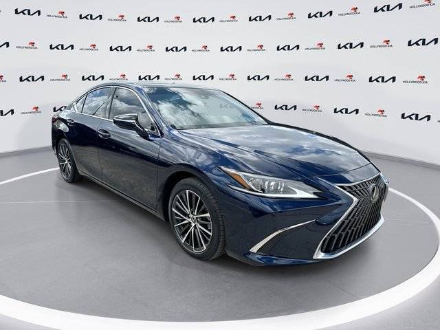 2022 Lexus ES ES 350 FWD photo