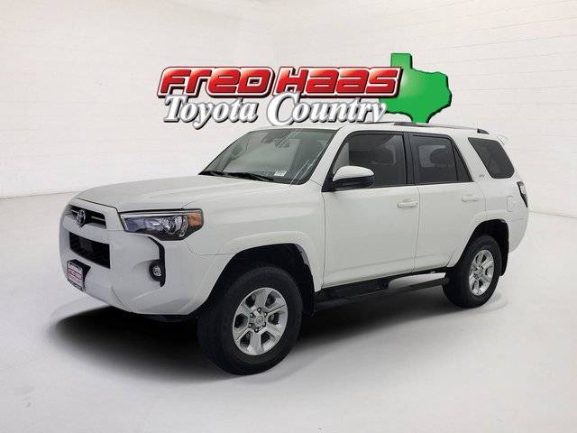 2022 Toyota 4Runner SR5 RWD photo