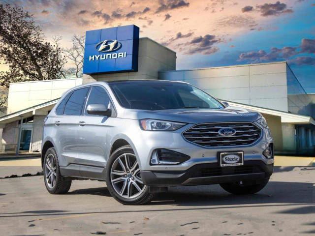 2022 Ford Edge Titanium AWD photo