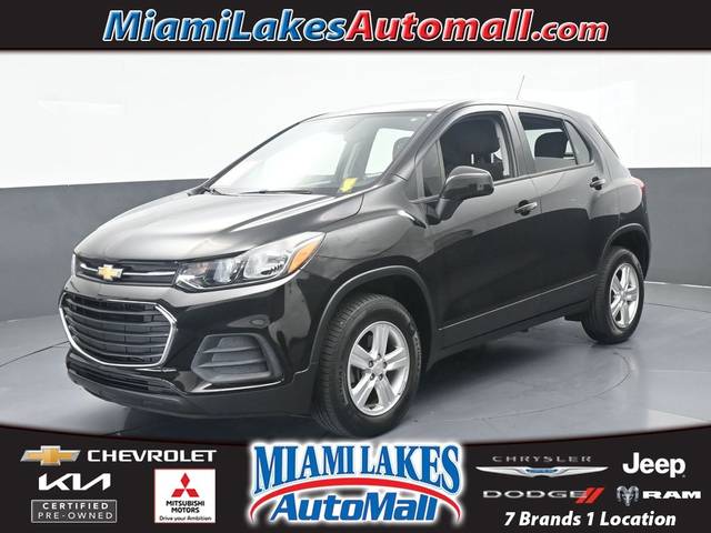 2022 Chevrolet Trax LS AWD photo