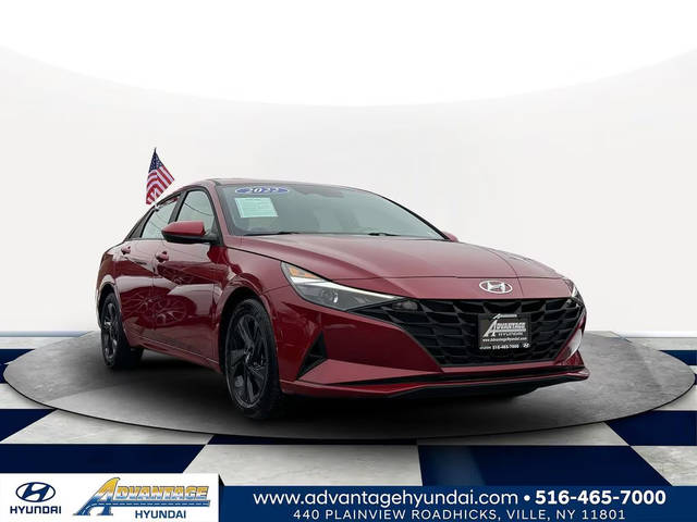 2022 Hyundai Elantra SEL FWD photo