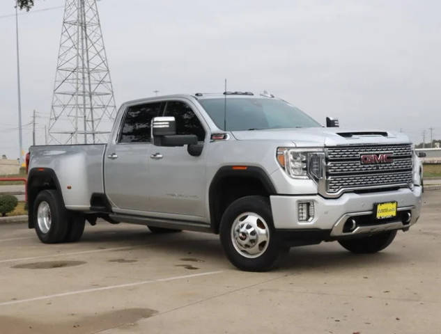 2022 GMC Sierra 3500HD Denali 4WD photo