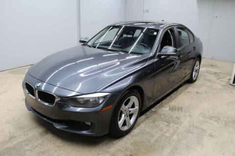 2015 BMW 3 Series 328i RWD photo