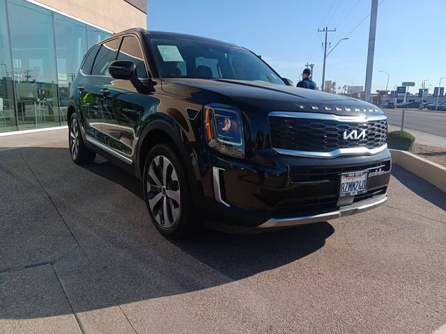 2022 Kia Telluride S AWD photo