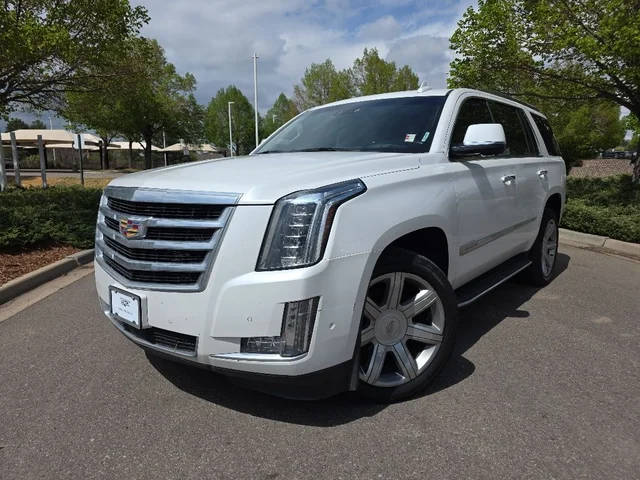 2020 Cadillac Escalade Premium Luxury 4WD photo